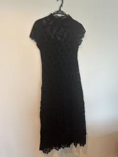 【新品】ブラックチュールバラ柄ワンピース　Mサイズ