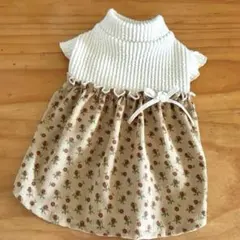 ハンドメイド犬服　花柄コーデュロイの切替えワンピ　フリル袖★お袖変更可能