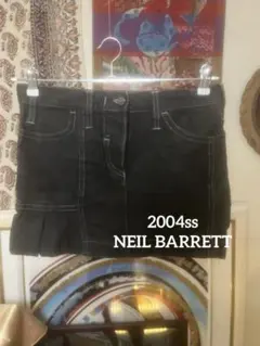 2004s NeIL BarreTT ブラック コーティング デニム　スカートのサムネイル