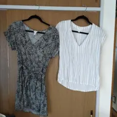 ・H＆M花柄 半袖チュニック 黒と白　 ・H＆Mストライプ柄ブラウス　白と黒