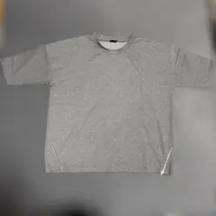 フェリシモ オーバーサイズ 裾ファスナーTシャツ LLのサムネイル