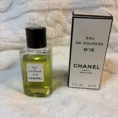 CHANEL Eau de Cologne N°19 59ml