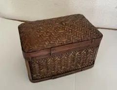 ブラウン長方形バスケット