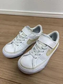 COURT LEGACY PSV スニーカー　ナイキ　17cm