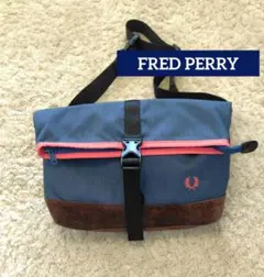 FRED PERRY ネイビー ショルダーバッグ　ボディーバッグ　ナイロンレザー