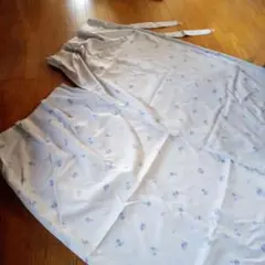 インテリア　フローラルプリントカーテン