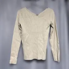 値下げ AZUL BY MOUSSY アシンメトリー ニットトップス アイボリー