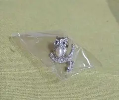 ピンバッジ ブローチ