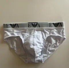 エンポリオアルマーニ　メンズビキニ　SM-M(S) 白ブリーフ　男性ブリーフ