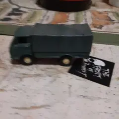 緑色 トラック型 ミニカー