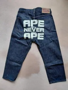 A BATHING APE デニムパンツ サイズL　使用感ダメージ有のサムネイル