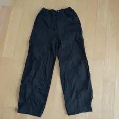 ブラックカーゴパンツ ゴムウエスト カーゴパンツ gu GU　Sサイズ