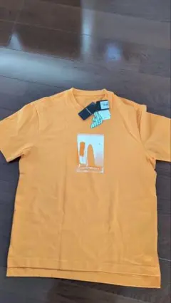 新品 エンポリオアルマーニ Tシャツ オレンジ グラフィックプリント ロゴ