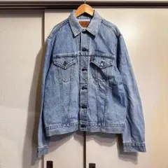 LeVi‘s　デニムジャケット　70505-0217　サイズ42　HR0455