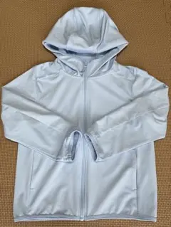 ユニクロ　UVカットパーカー　110cm