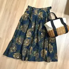 crm様　yuni ユニ　花柄ロングスカートのサムネイル