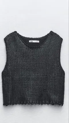 定価6,590円・新品・ZARA ブラック 光沢ニットベスト