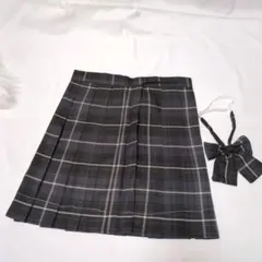 ミニスカート リボン　2点セット チェック柄　コスプレ　女子高生　制服　イベント