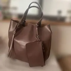 GIANNI CHIARINI ブラウン レザー トートバッグ ポーチ付きのサムネイル