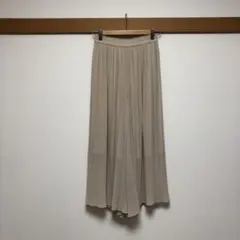 UNIQLO　プリーツパンツ　裏地付き