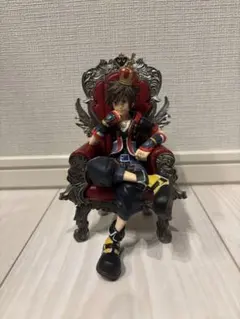 ソラ 王座のフィギュア