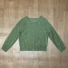 ノーカラージャケット カーキ ジップアップのサムネイル