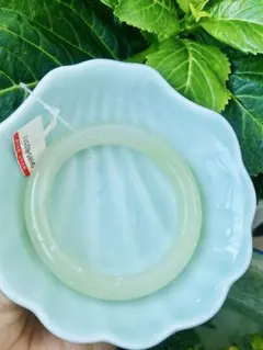 気品漂う「香芋紫（ミルクパープル）天然和田玉バングル✨鑑別書付 
