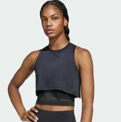 adidas ブラック タンクトップ