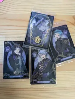 【未開封】 ツイステッドワンダーランド ウエハース　カード 4枚セット