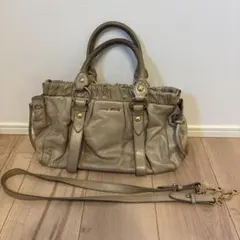 miumiu ヴィッテロリュクス 2wayバッグのサムネイル