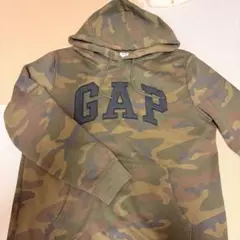 GAP迷彩パーカー裏起毛