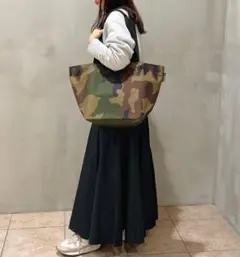 エルベシャプリエ 1425C レザーハンドル 舟型ショルダー L コライユ