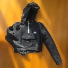 【adidas】アディダス クロップドパーカー S