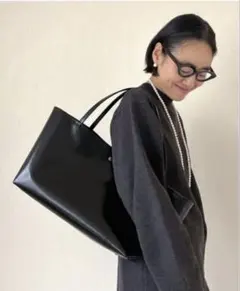 COUDRE 金子綾 ワイドハンドルトート ネイビー - メルカリ