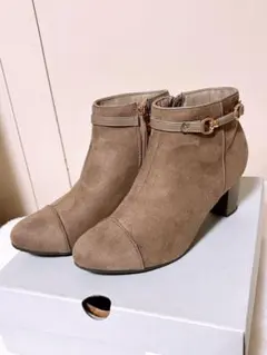 Item thumbnail for item 76ab5b3f-f341-4ab5-8e84-32717bfb6dc2