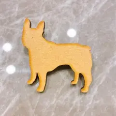 フレンチブルドッグ　ハンドメイド　木製　ブローチ