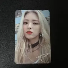 itzy ユナ 直筆サイン - メルカリ