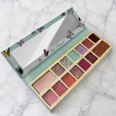 Too Faced Too Femme アイシャドウ パレット