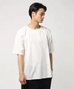 MHL.　COTTON SLUB POPLIN　ノーカラープルオーバーシャツのサムネイル