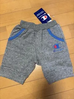 新品　チャンピオン　短パン