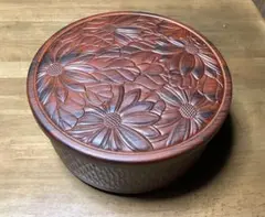 昭和レトロ】茶びつ 鎌倉彫 水仙 鎌倉彫 - メルカリ