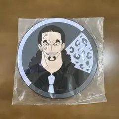 ドフラミンゴ 缶バッジ BANDAI SPIRITS