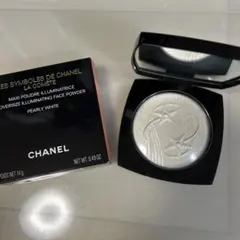 CHANEL レ サンボル ドゥ シャネル ル カメリア パーリー ホワイト