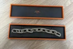 Item thumbnail for item df21a404-a03a-4d4e-b58c-92bc7e60c8a6