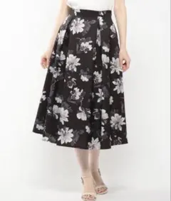 ぼかし花柄スカート / ミッシュマッシュのサムネイル