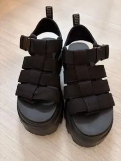 美品✨UGG Ashton Slideブラック 約5cmヒール