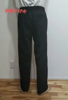 黒 イージーパンツ ドローストリング付き COMME CA ISM