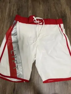 美品】LYFT STAGE SHORTS サーフパンツ 海 波 Mサイズ - メルカリ