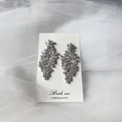 Bride me フラワーモチーフ イヤリング