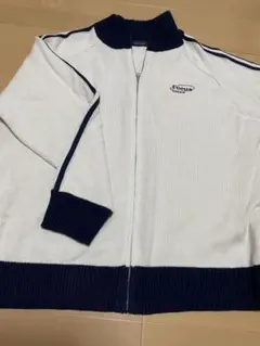 Item thumbnail for item 989d9a13-0e17-4cce-8d7f-f36f0f8c7cee